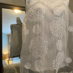 Vera Wang White Tank